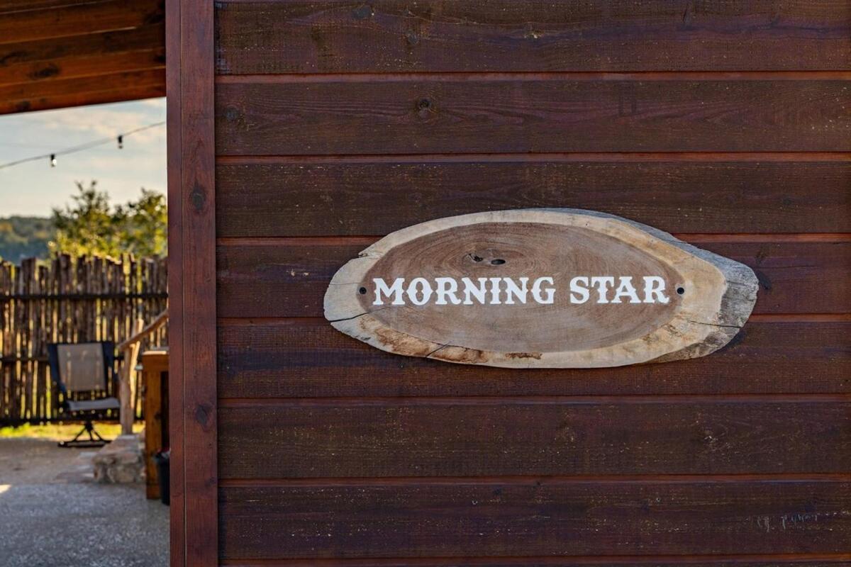 Rockin' R - Morning Star Cabin Фредериксберг Экстерьер фото